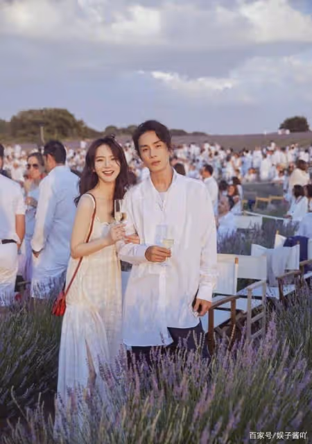 李承鉉和戚薇這對夫婦是洗白了嗎?網際網路是有記憶的