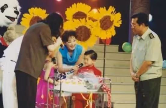 李雙江:離異後娶夢鴿,前妻兒子是他的驕傲,後妻兒子是他的苦惱