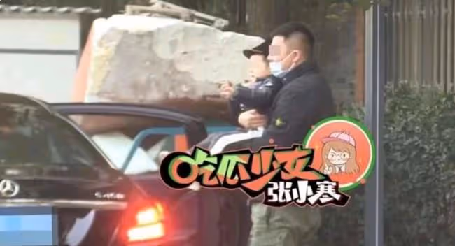 趙麗穎新年首曬照,穿大紅衣喜氣洋洋,膚白貌美顏值在線