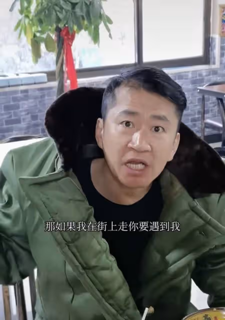 戲骨李嘉明吃霸王餐被批!45元四個菜仍嫌貴,拒絕買單後飛奔逃離