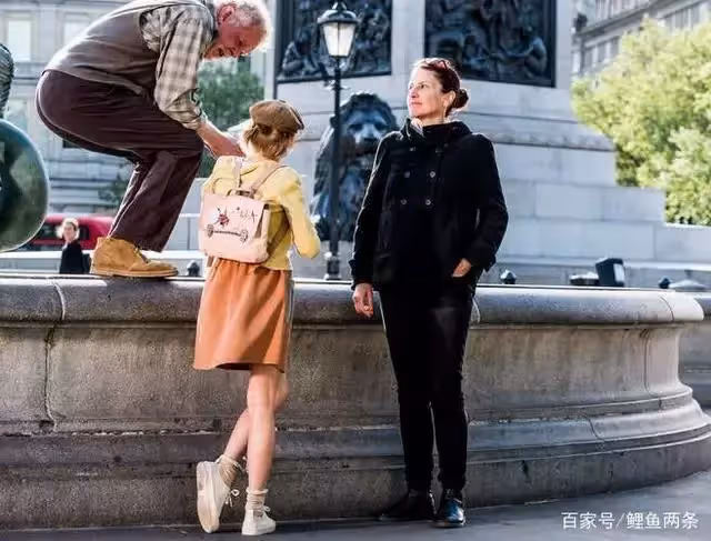 做了12年家庭主婦,妻子賭氣回娘家,男人花4000請保姆:划算多了