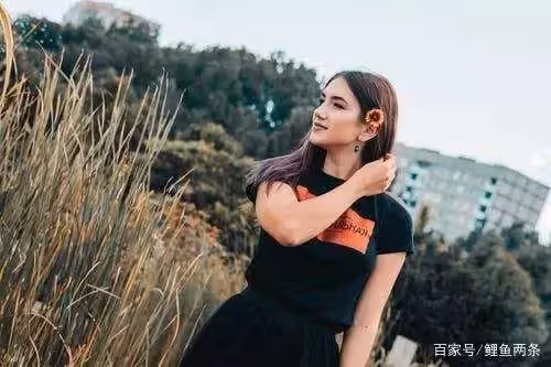 做了12年家庭主婦,妻子賭氣回娘家,男人花4000請保姆:划算多了