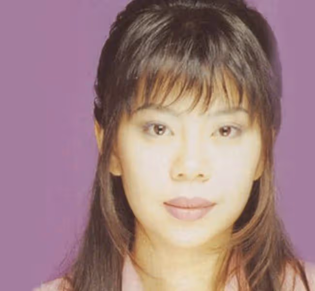 55歲女星剃度出家!在一眾好友見證下削髮為尼,老公拒絕發表意見