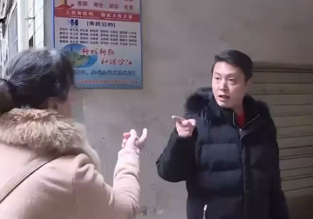 冷漠母親逼兒子當上門女婿,結果丈夫患上重病,卻要求兒子拿錢