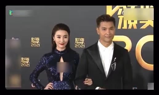 TVB頒獎星光黯淡:鍾嘉欣錯失視後,視帝爆冷門,陳自瑤首獲女配