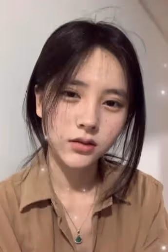 從拼車名媛到替夫撈金，掌握千萬流量的賣肉西施，到底是什麼來頭