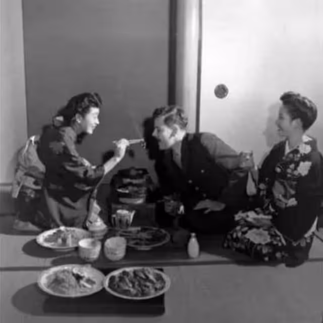 日本一女子站街60年,74歲仍盛裝打扮在拉客,卻備受人們尊重