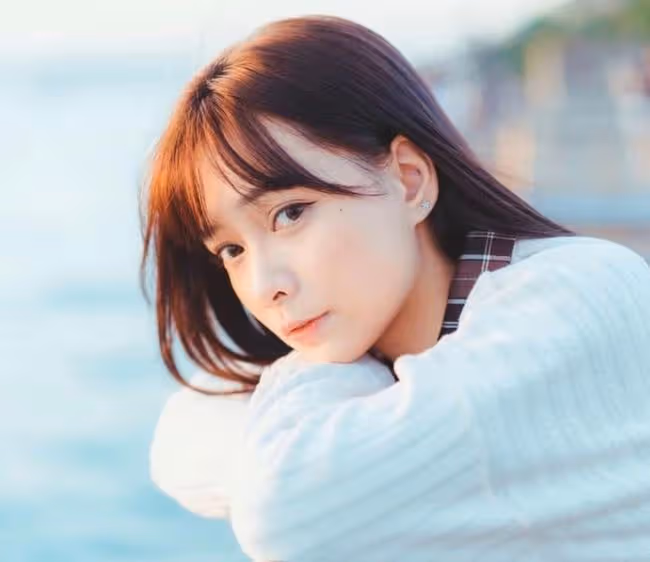 23歲女星隱婚參加選秀，賽後火速離婚還被曝出軌，前夫發文力挺