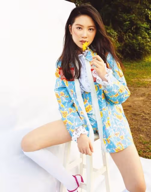 任達華17歲女兒被懷疑談戀愛,與小鮮肉同行照曝光!老爸親自回應