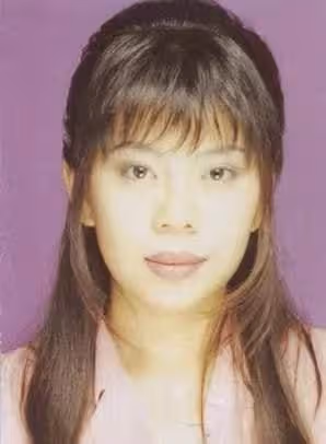 55歲女歌手削髮為尼,子孫滿堂老公健在,與前夫協議2周後離婚