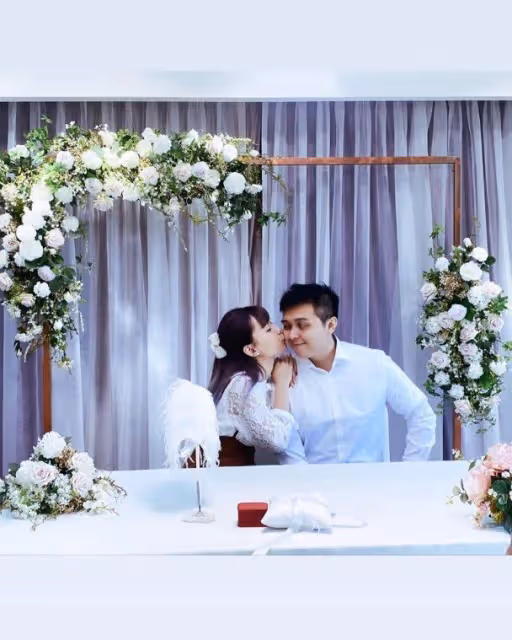 23歲女星宣布離婚!結婚僅1年被曝出軌,前夫仍不舍稱想重新追求