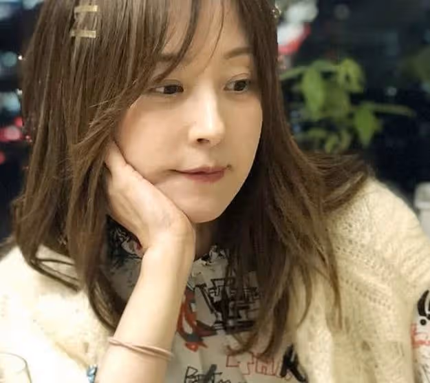 「凍齡女神」徐貞姬:62歲老太長著26歲的臉,10萬小鮮肉追求她