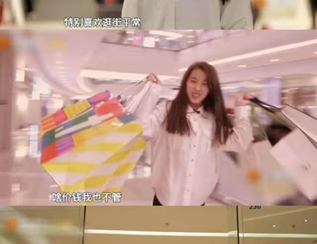 遼寧巨嬰劉思琦:16歲吃飯靠人喂,每天開銷過萬,如今過得怎麼樣