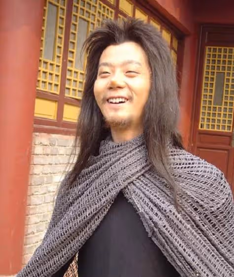 行走的演技教科書,如今卻無人問津,"哮天犬"陳創的春天何時來?