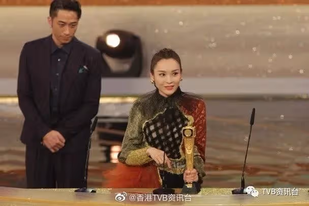 譚俊彥結婚周年得雙視帝!林夏薇戰鬥格封后
