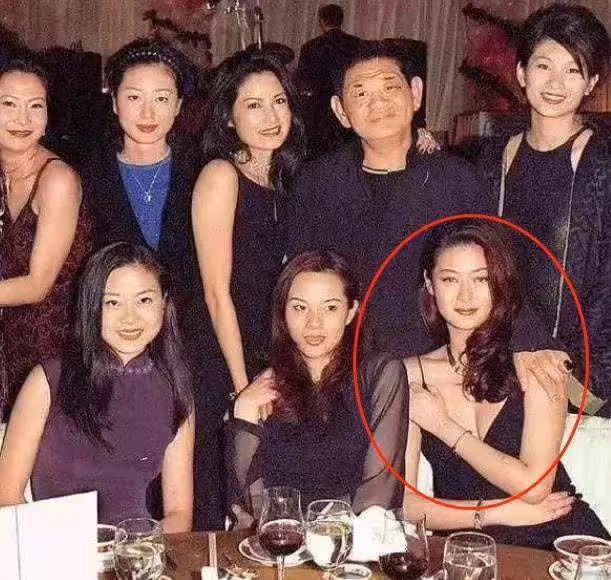 陳寶蓮：留下滿月的兒子，從24樓縱身跳下，是誰把她逼上了絕路？