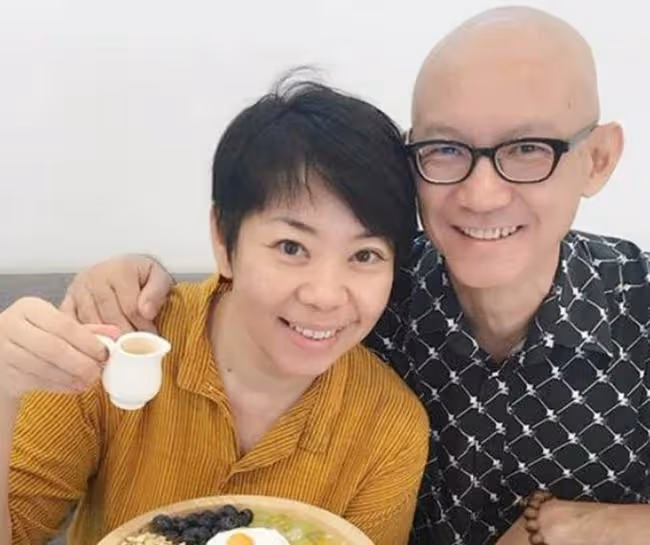 55歲女星直播剃度出家引熱議!回應:已跟老公離婚,兒子引以為榮