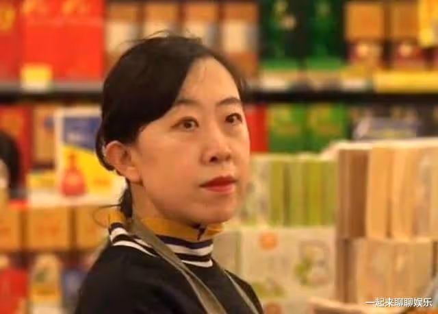 為了劉德華,逼得父親賣腎、賣房、甚至跳海,追星給她帶來了什麼