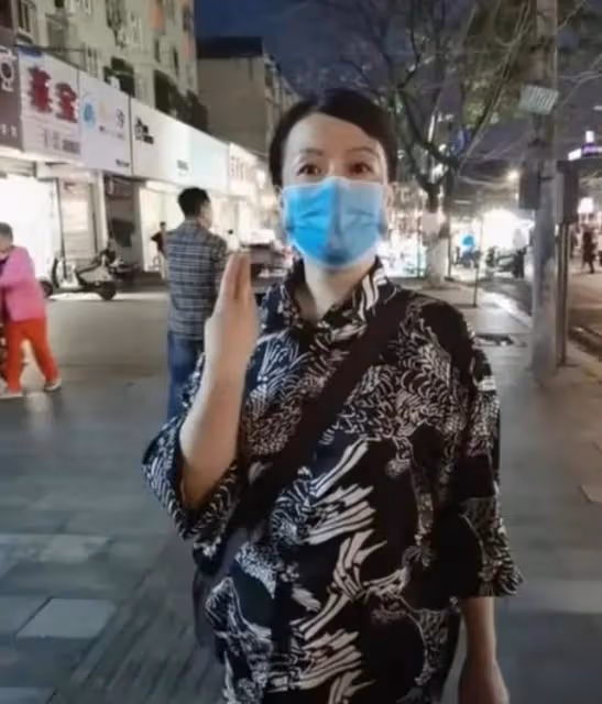 許媽有「傻白甜」的潛質,她和杜媽當年都很美,是歲月欺負了她們