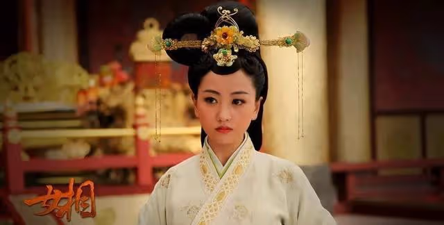 楊蓉終於又當女主,男主是這位大豬蹄子,連特別出演都很厲害