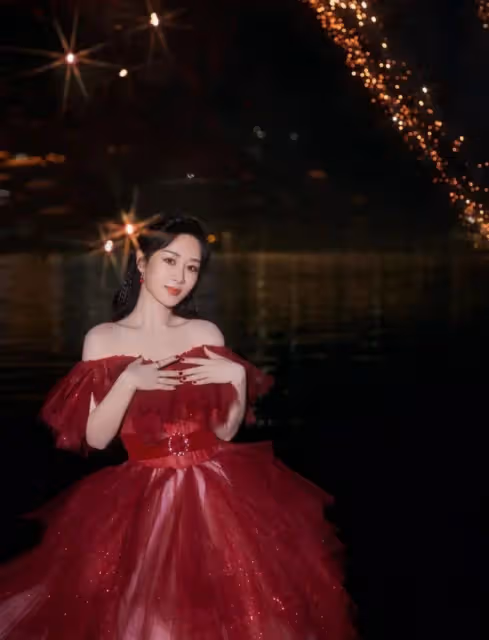 娛記說:賈玲地位穩了?楊紫被嫌棄?王嘉爾吃吳亦凡紅利?何炅虎落平陽被犬欺?