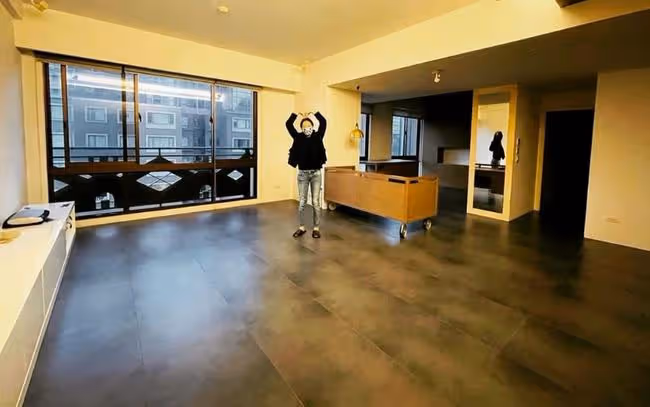 46歲視後變賣豪宅,跟老公到國外投資房產!結婚5年不生娃仍恩愛