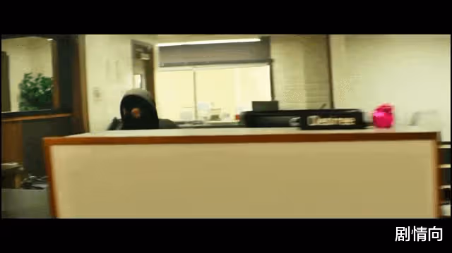 好萊塢金牌編劇告訴你:美國銀行是怎麼耍流氓的!