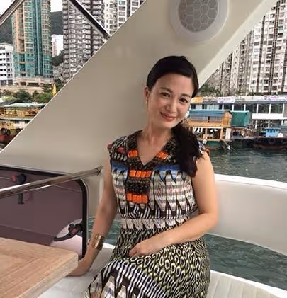她曾為一點蠅頭小利,全然不顧師徒情誼,致使恩師公司損失千萬