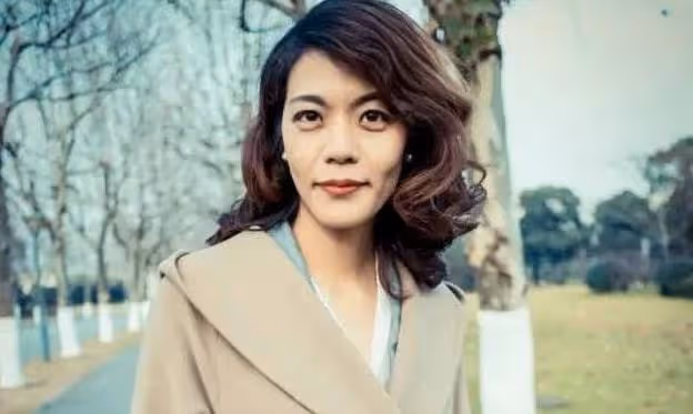 從復旦女神陳果，到法外狂徒羅翔，"公知"為何都逃不過人人喊打？