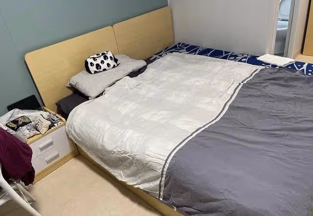 香港著名女星遭隔離,丈夫與確診機長同飛航班,被定為密切接觸者