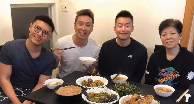 恭喜!TVB前男星與男友穩定戀愛10年,已帶回家見家長獲母親認同