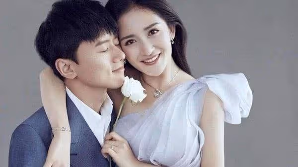 她與張傑同床共枕5年,給了謝娜兩大嘴巴子,到現在雙方都不願同台!