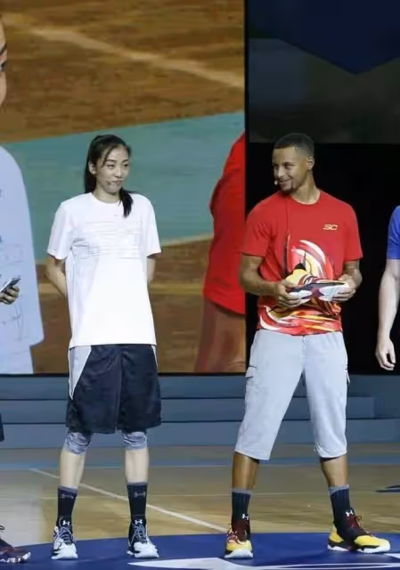 32歲!中國籃球第一美女宣布退役!郭艾倫趙繼偉送祝福