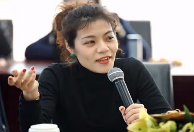 從復旦女神陳果，到法外狂徒羅翔，"公知"為何都逃不過人人喊打？