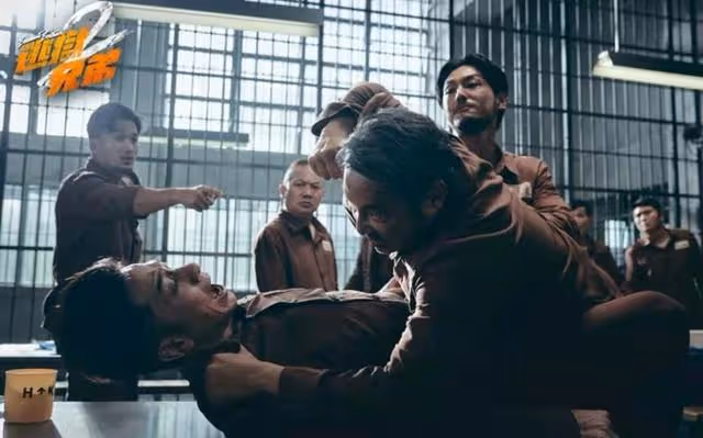 敬業!香港知名男星受重傷仍繼續拍戲,三根肋骨爆裂直言快要休克
