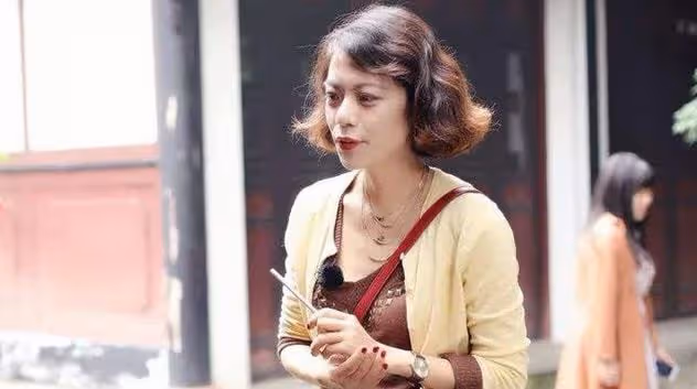 從復旦女神陳果，到法外狂徒羅翔，"公知"為何都逃不過人人喊打？
