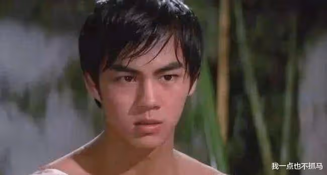 和兄弟反目,被公司拋棄,昔日影帝嘗遍人情冷暖,兒子成水視帝