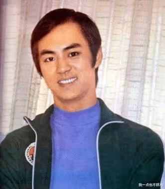 和兄弟反目,被公司拋棄,昔日影帝嘗遍人情冷暖,兒子成水視帝