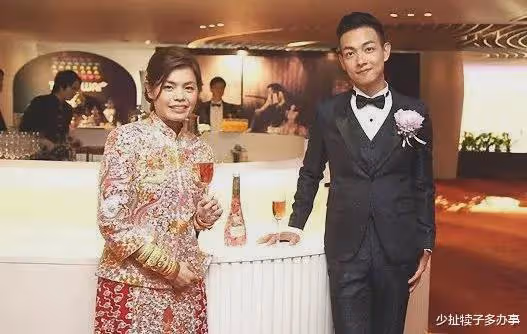 當紅男星的他,卻娶了一位「丑妻」,婚禮半個娛樂圈都來了