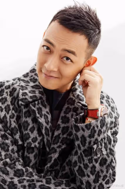 當紅男星的他,卻娶了一位「丑妻」,婚禮半個娛樂圈都來了