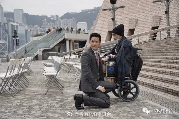 被五花大綁於輪椅!黃宗澤忍屎忍尿不敢動