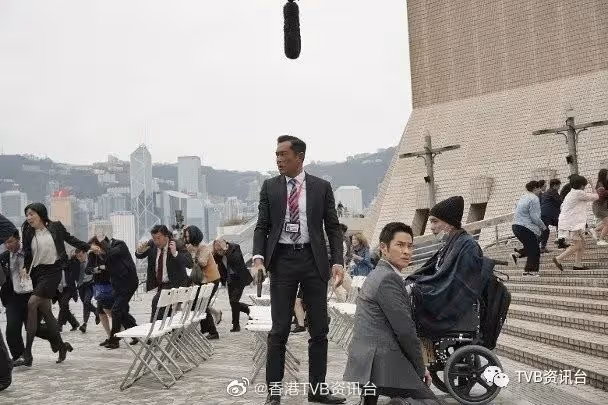 被五花大綁於輪椅!黃宗澤忍屎忍尿不敢動