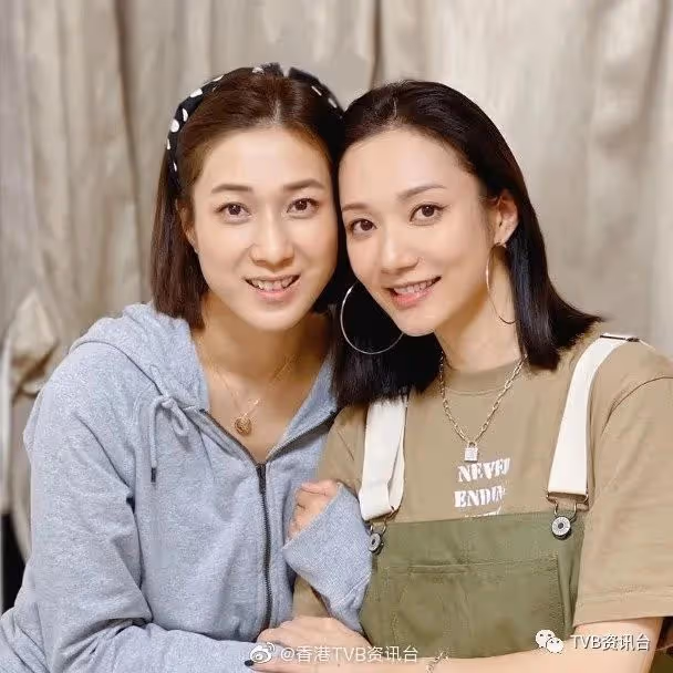 鍾嘉欣失落視後！王君馨溫馨撐姐妹：永遠是我心目中的視後