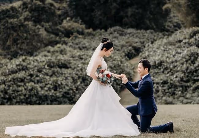 盲人歌手娶小11歲弱視妻子!不怕婚後生活有困難,計劃1年後生娃