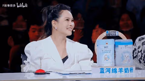 魷魚哥:讓謝霆鋒驚呼,夜市一年狂賣500萬,他憑啥火爆網絡?