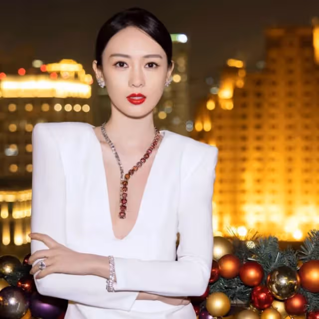 張小斐雷佳音,京圈格格和現男友,摩托流量,楊紫,景甜,劉詩詩| 最新八卦匯總