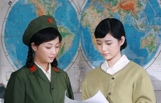 她隱瞞癌症,堅持與「李雲龍」拍戲,懷孕遭丈夫暴打,離世時27歲