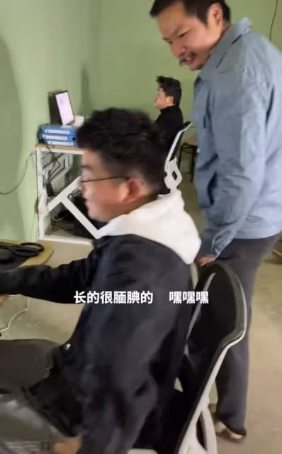 牛愛芳夫婦公開幕後團隊,稱員工都是家人,環境簡陋被疑臨時拼湊