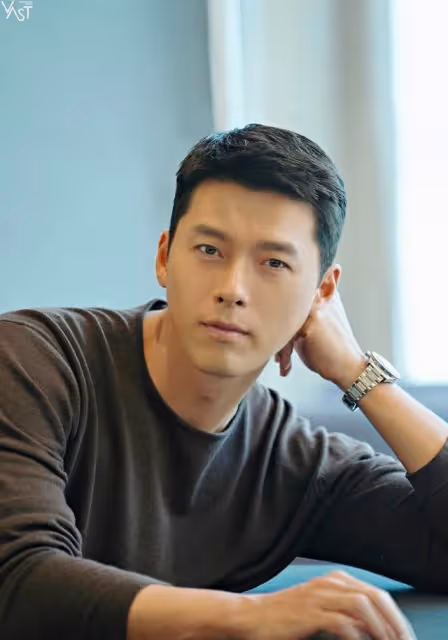 玄彬2022年帥照釋出!禁慾白西裝VS壞壞黑皮衣,人格測驗結果公開