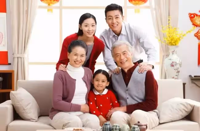 婆婆抱怨,在兒子家像免費保姆,兒子:媽,那您就回老家吧
